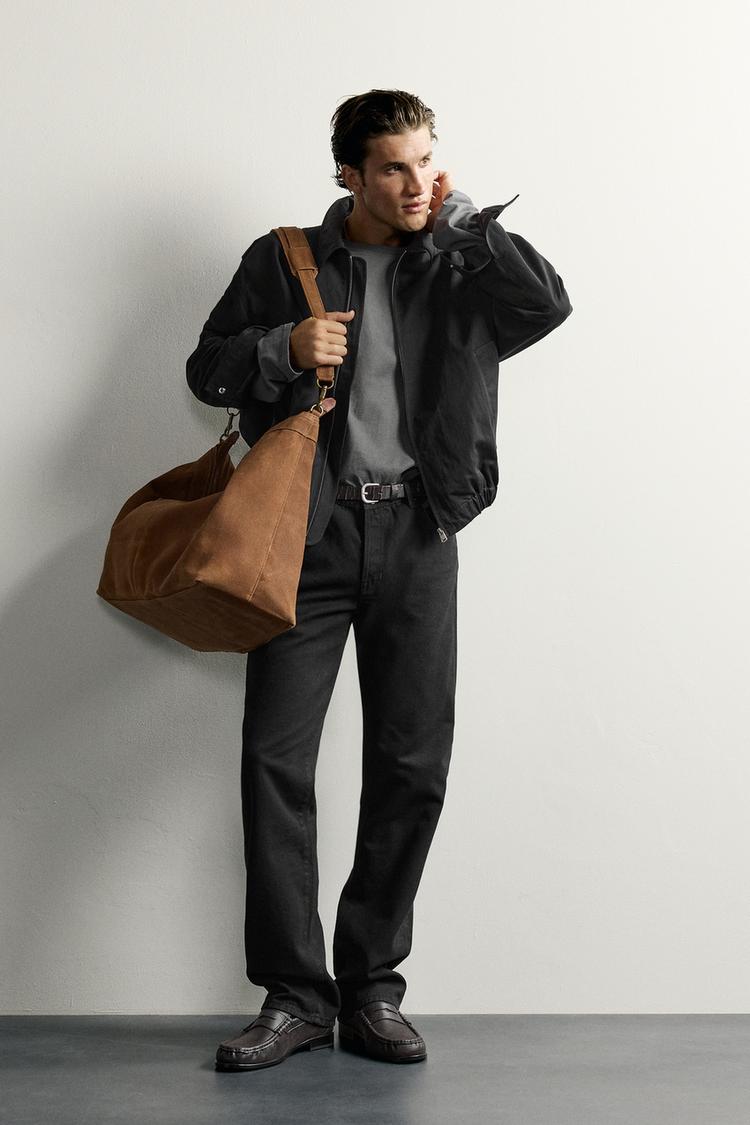 LOW-RISE SLIM STRAIGHT FIT JEANS