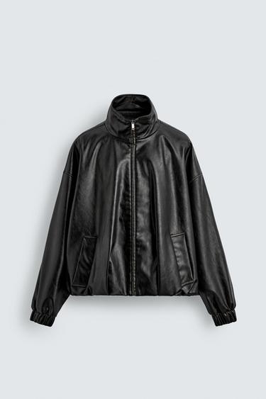 CAZADORA EFECTO PIEL PLIEGUES  LIMITED EDITION - Negro de Zara