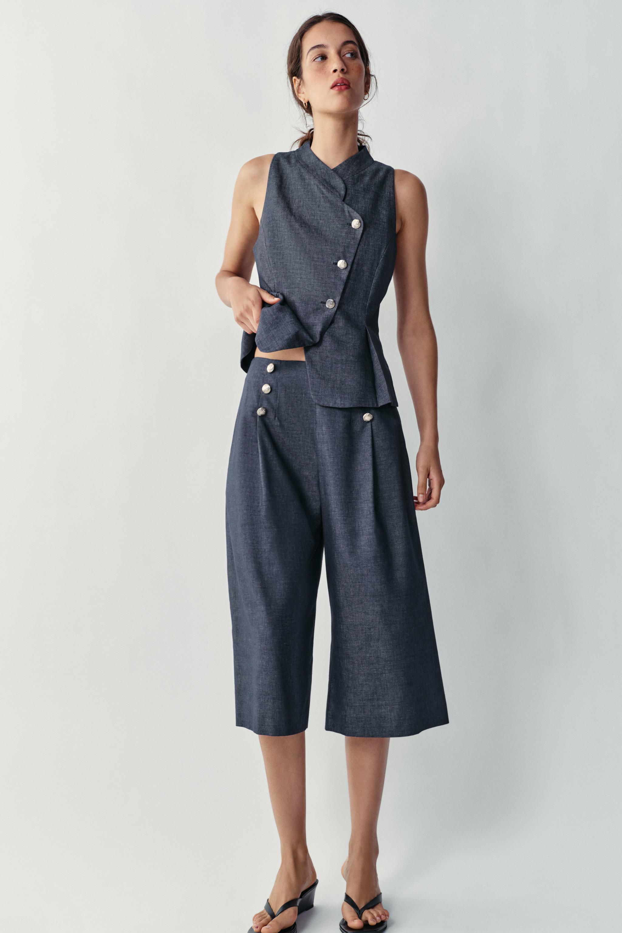 LONG BUTTONED LINEN SHORTS