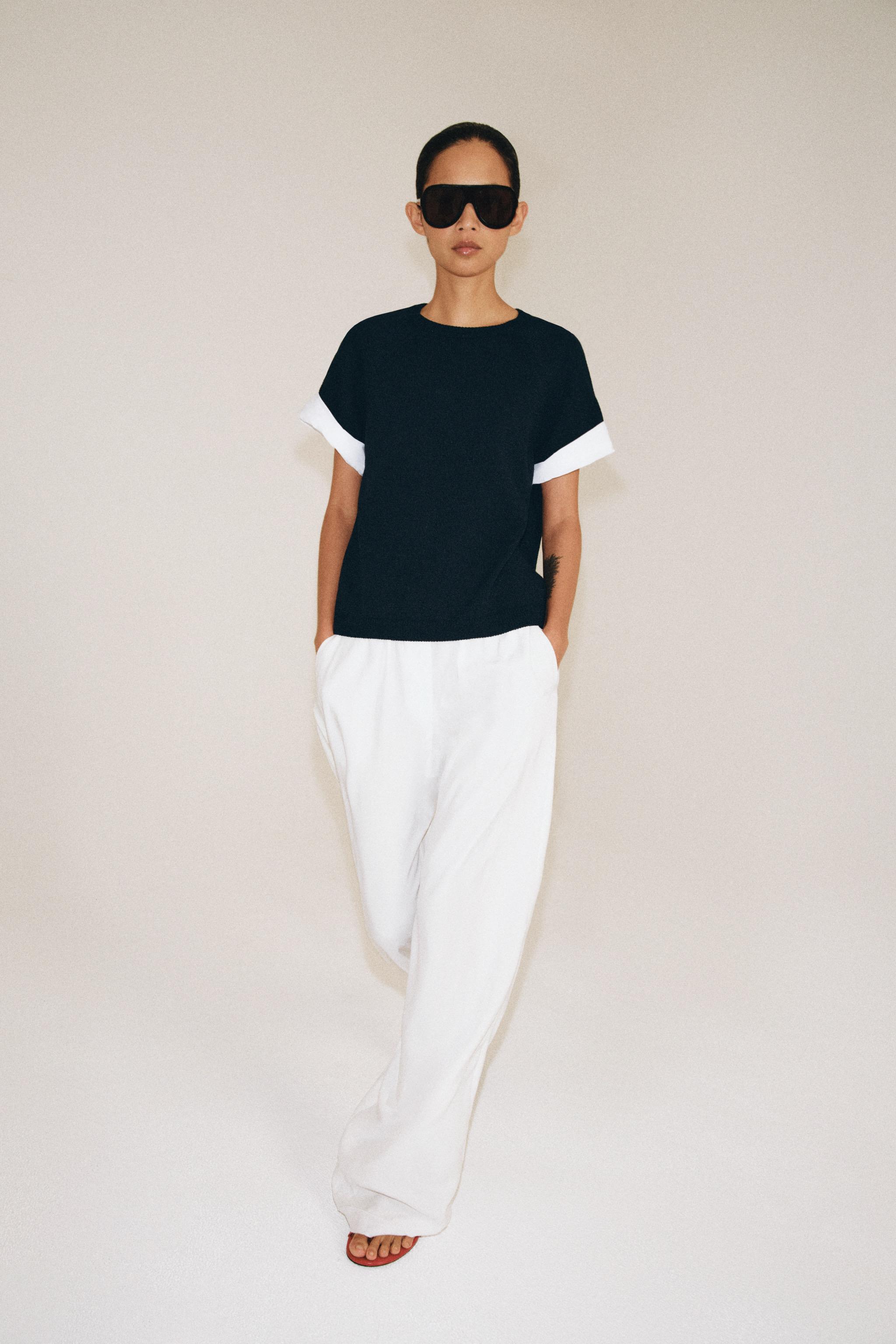 PULL EN MAILLE À MANCHES REVERS COMBINÉES