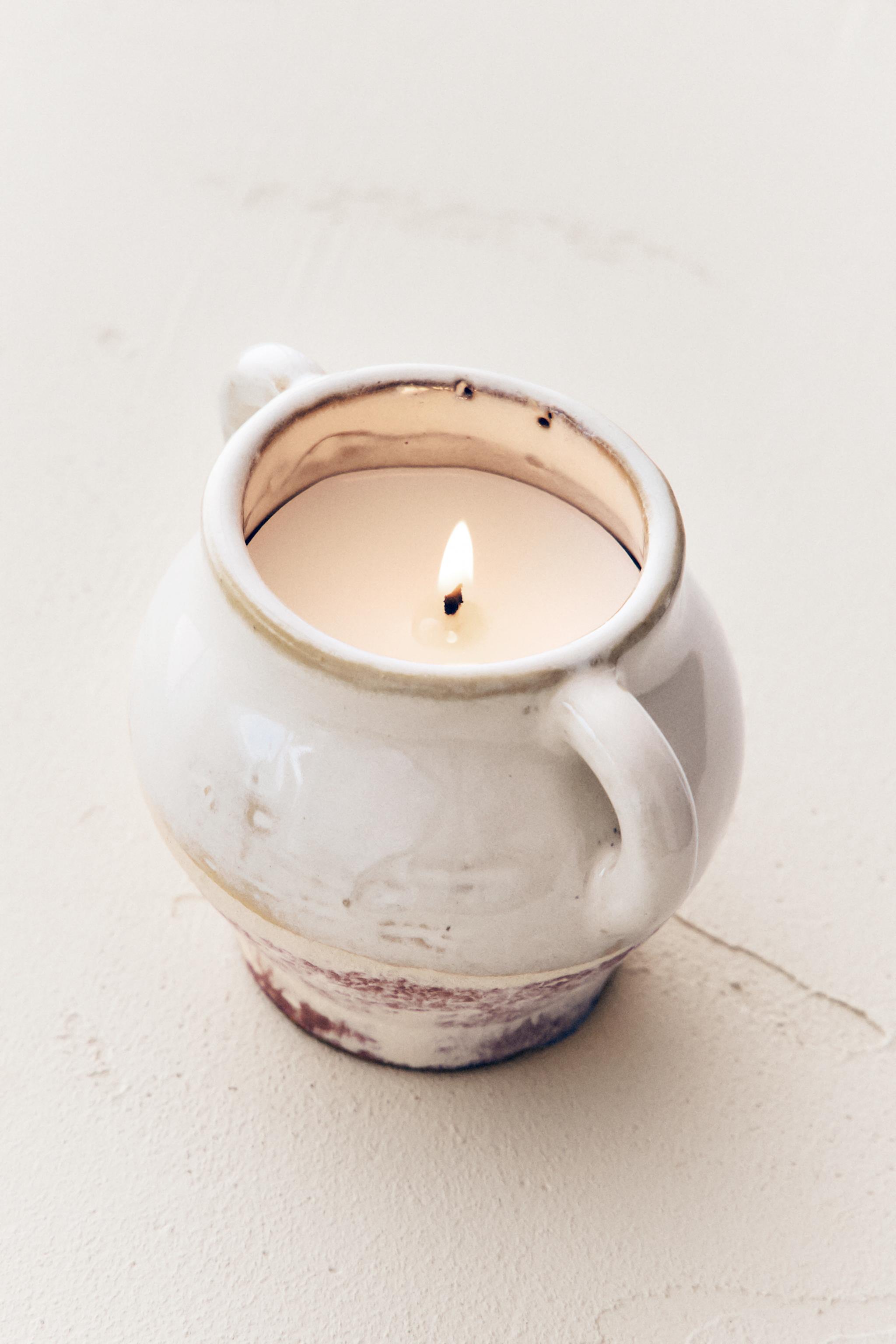 (170 G) LIGHT COTTON SCENTED CANDLE