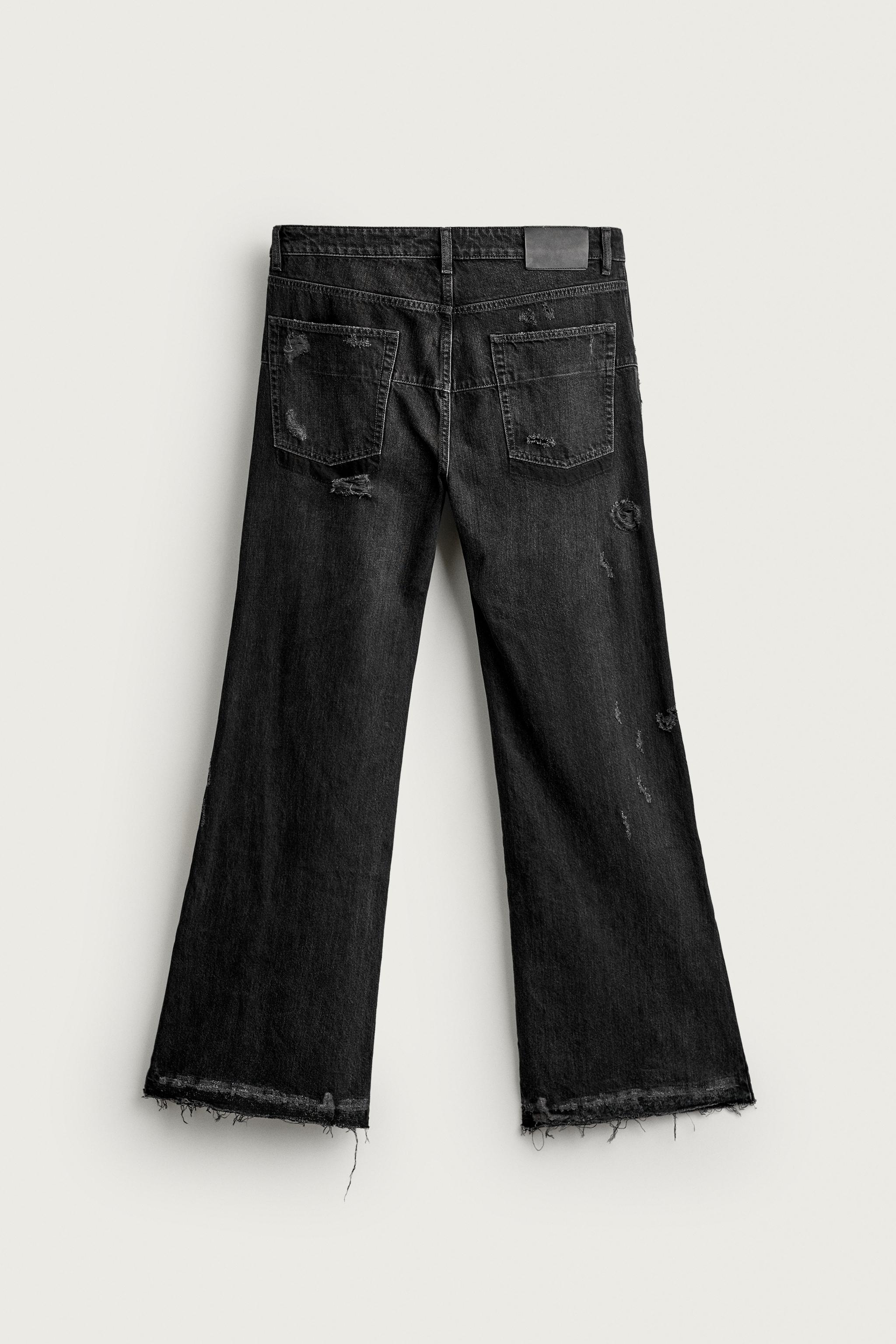 SEAMED FLARE FIT JEANS