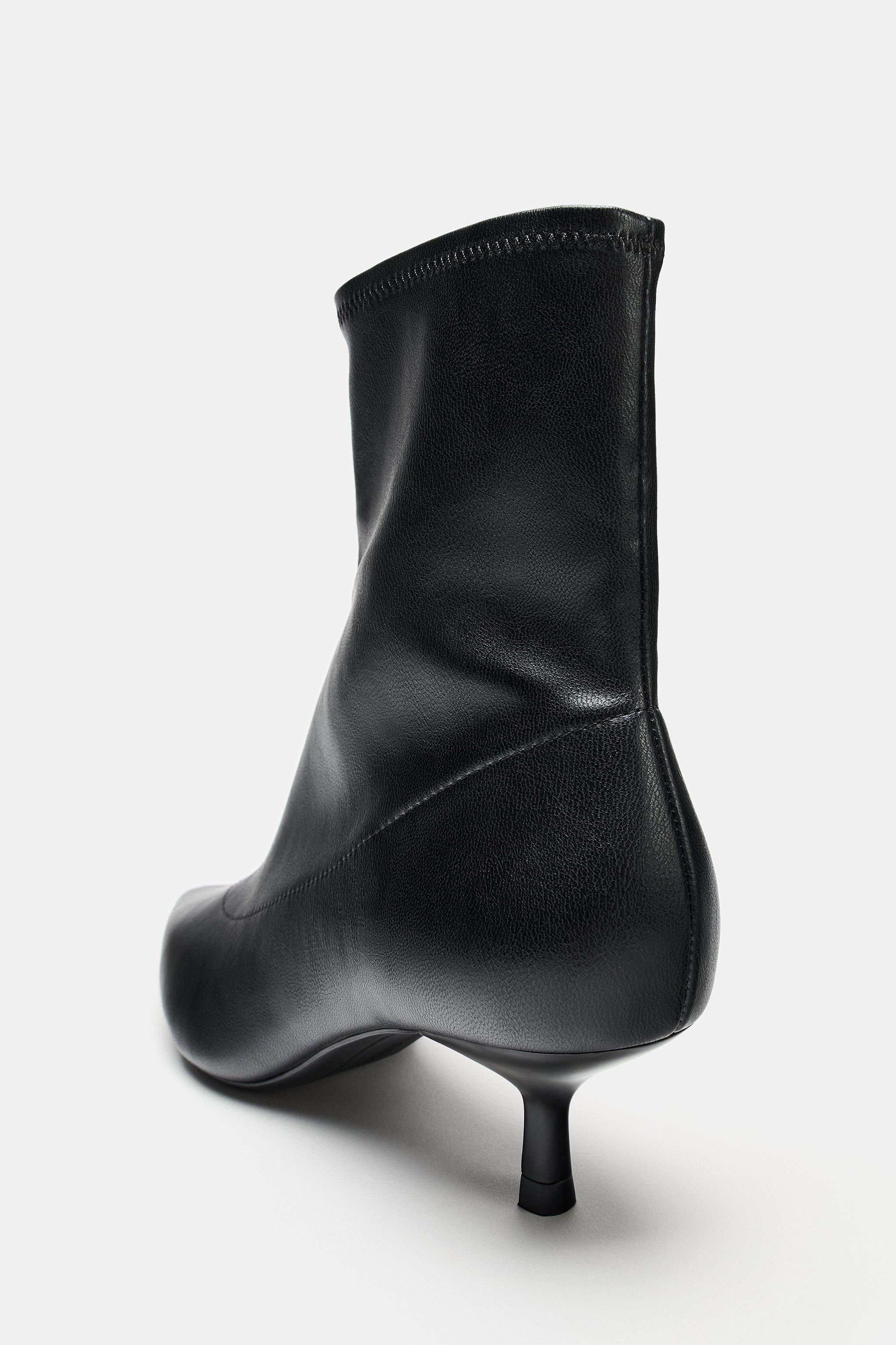 STRETCH KITTEN BOOTIES