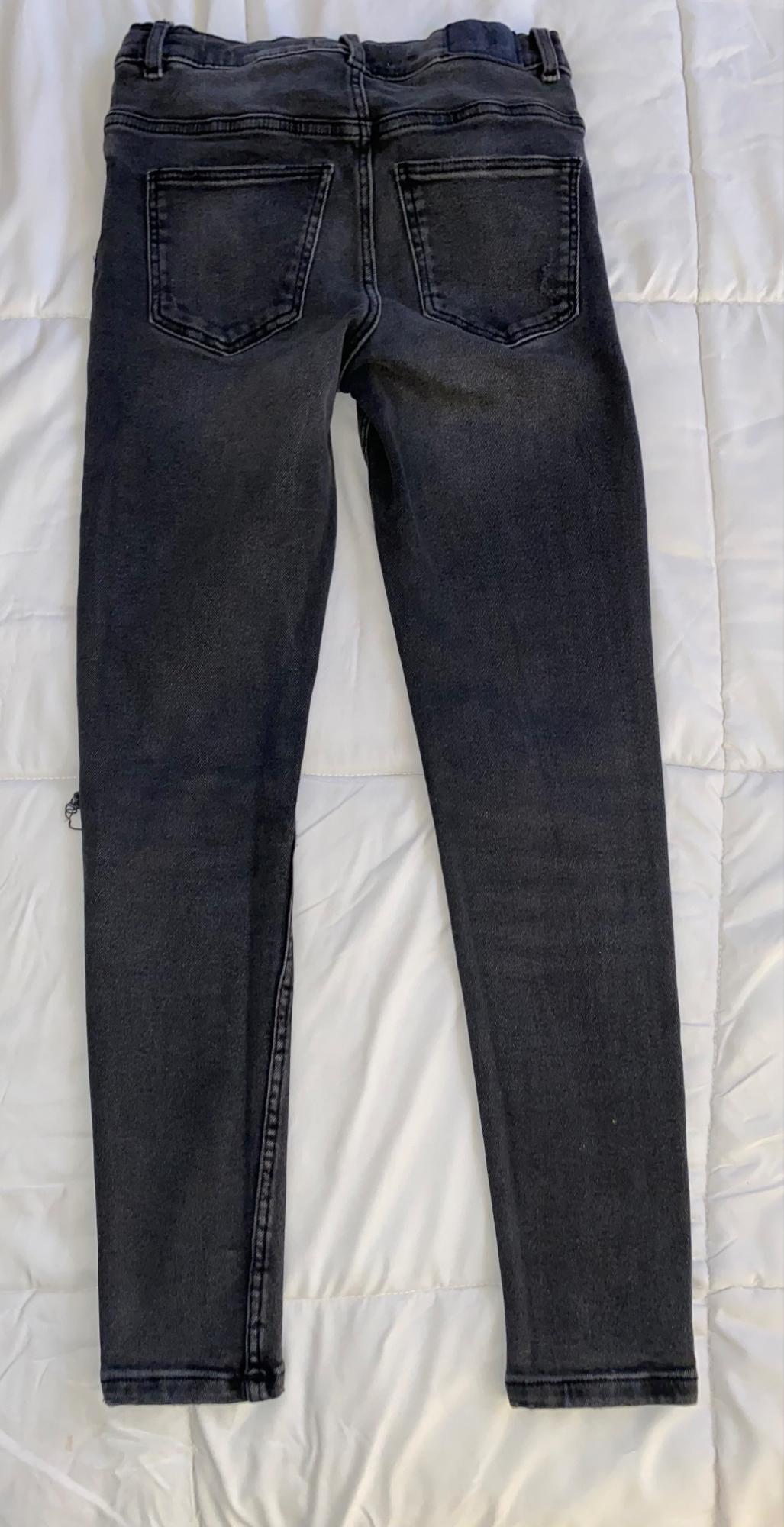 BLACK DISTRESSED SKINNY JEANS - Image 2