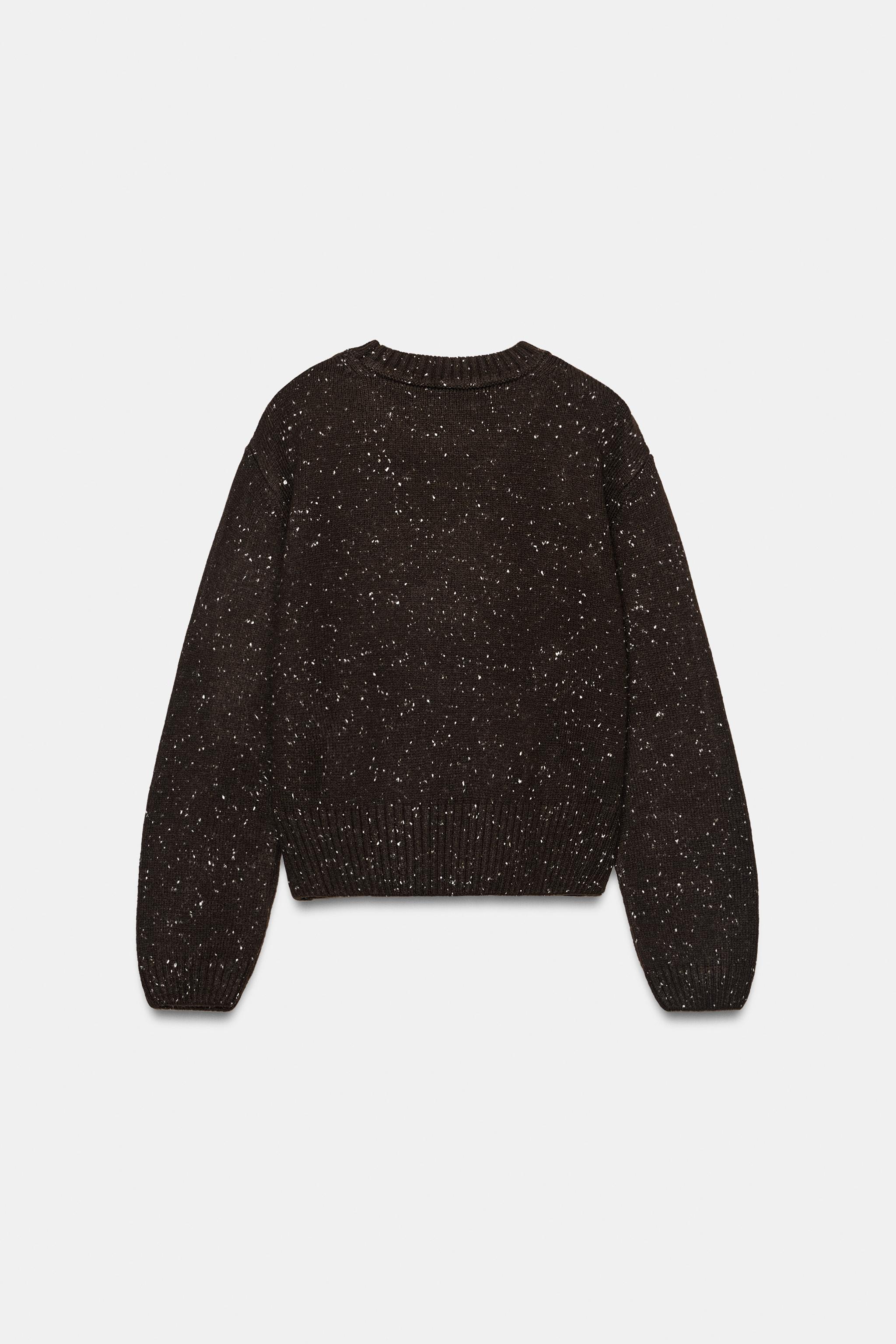 EMBROIDERED LETTER KNIT SWEATER