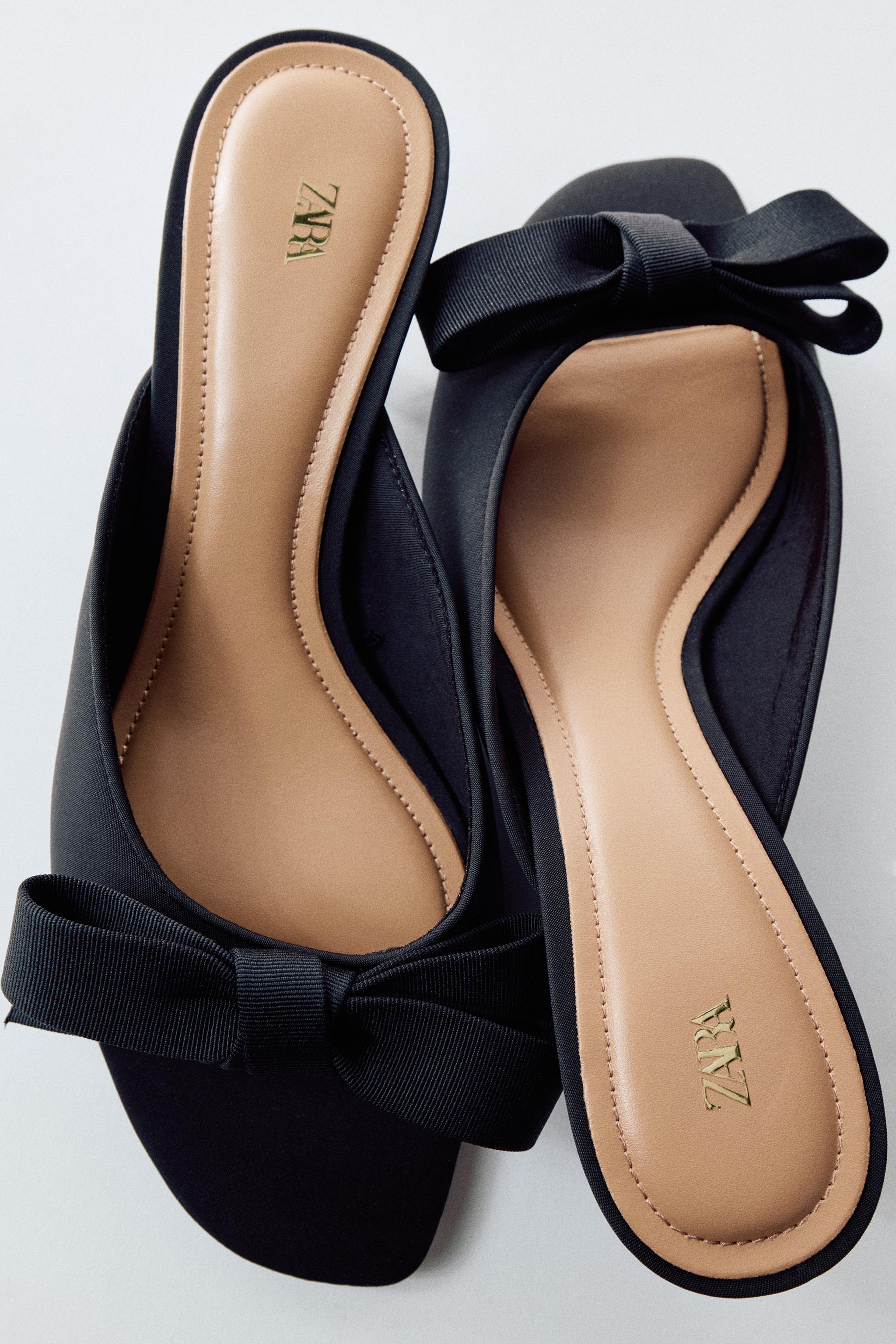 BOW HEELED SANDALS
