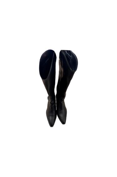 COWBOY BOOTS