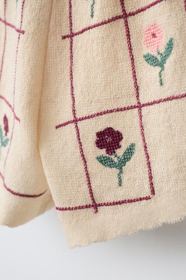 SHORT EN MAILLE À FLEURS - Écru moyen de Zara - Image 3
