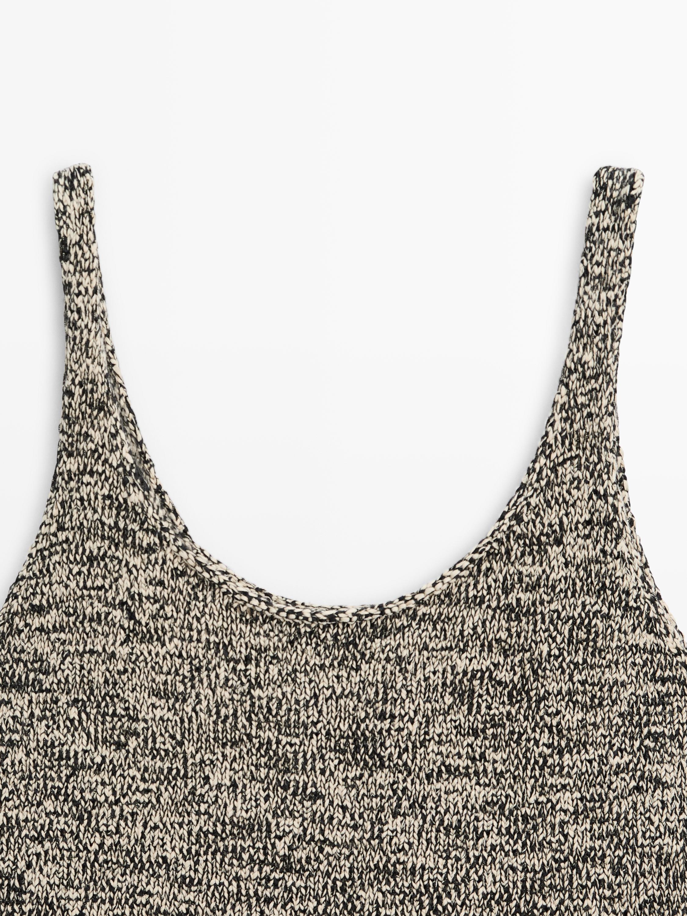 Total look knit top with fringing