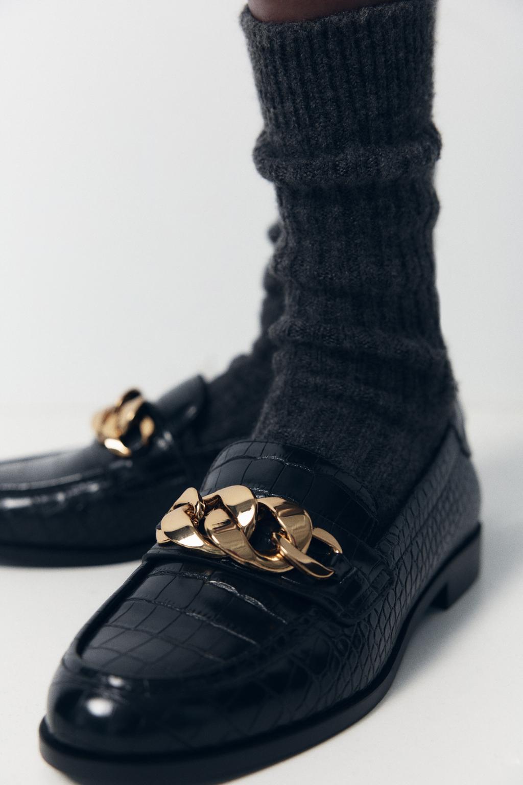 Thumbnail image for TEXTURED LOAFERS WITH CHAIN
