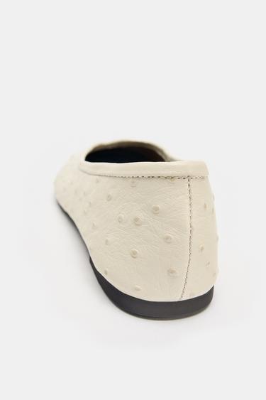 CHAUSSURES BALLERINES À RELIEF - Jaune vanille de Zara - Image 5