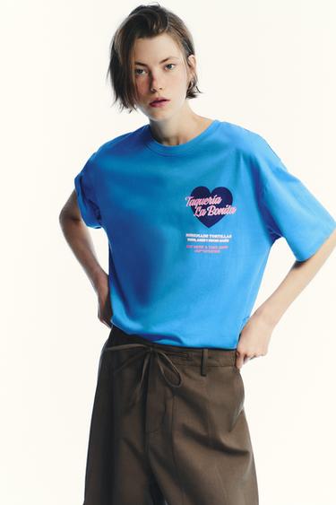 T-SHIRT MIT TEXT-PRINT - Bläulich von Zara