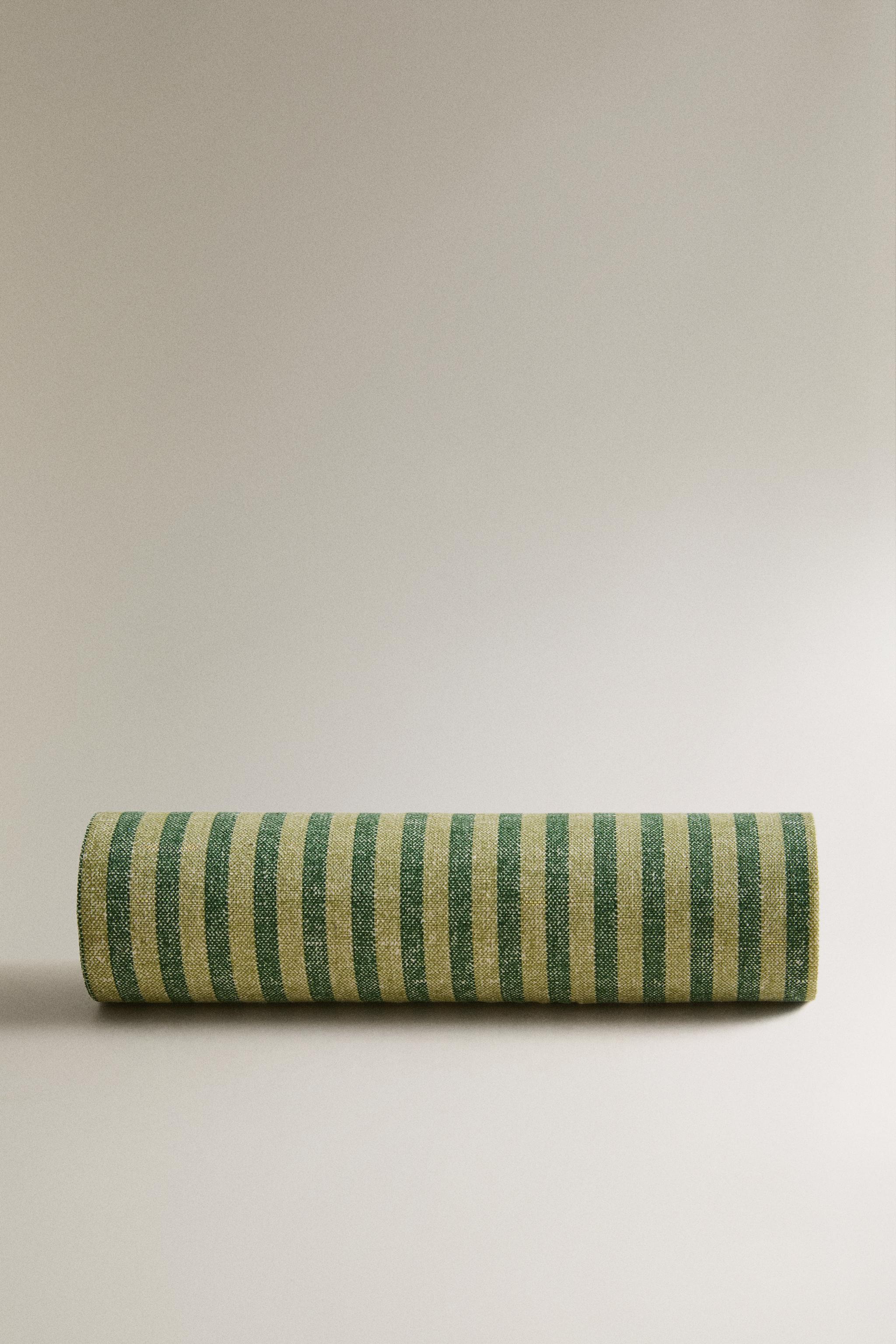 PACK OF REUSABLE STRIPED NAPKINS (PACK OF 20) — Green