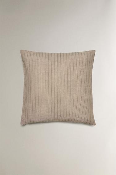 HOUSSE DE COUSSIN FLEURS - Beige clair de Zara - Image 2
