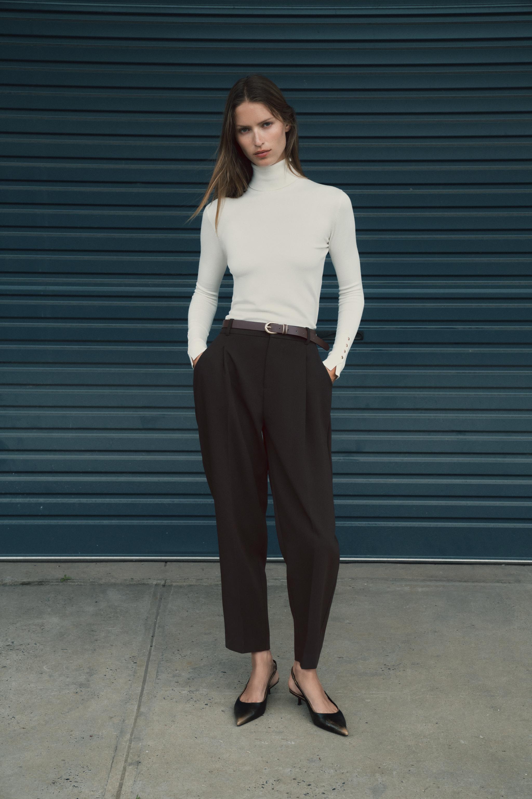 BELTED PLEATED PANTS