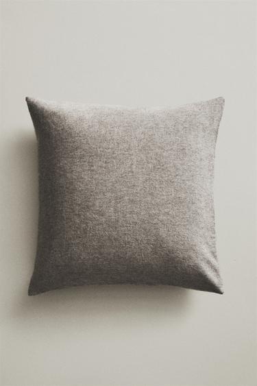 Zara CASHMERE CUSHION COVER - Beige