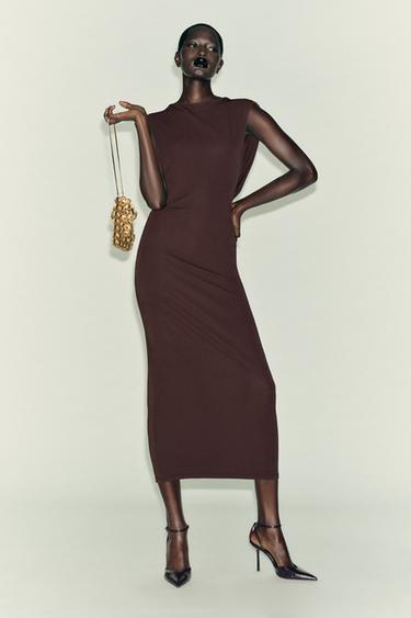 OPEN BACK DRESS WITH CHAIN DETAIL - Chocolate by Zara