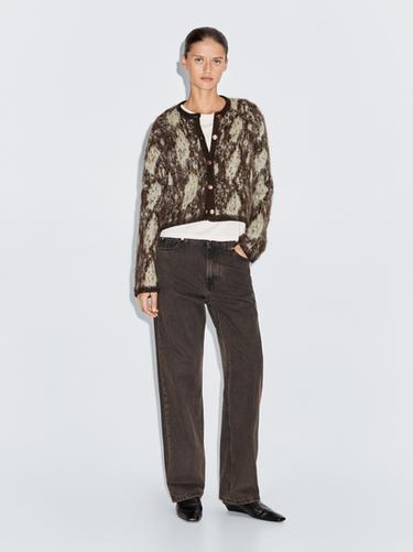 Cárdigan punto estampado serpiente - Marrón de Zara