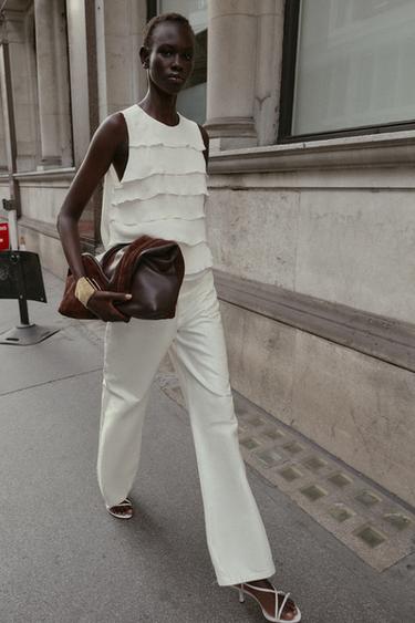 TOP SATINÉ À VOLANTS - Écru de Zara - Image 1