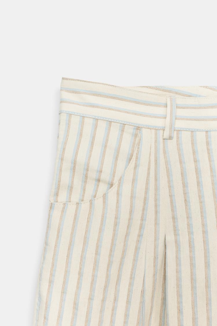 PANTALÓN TIPO BARRIL A RAYAS COLECCIÓN ZW 7
