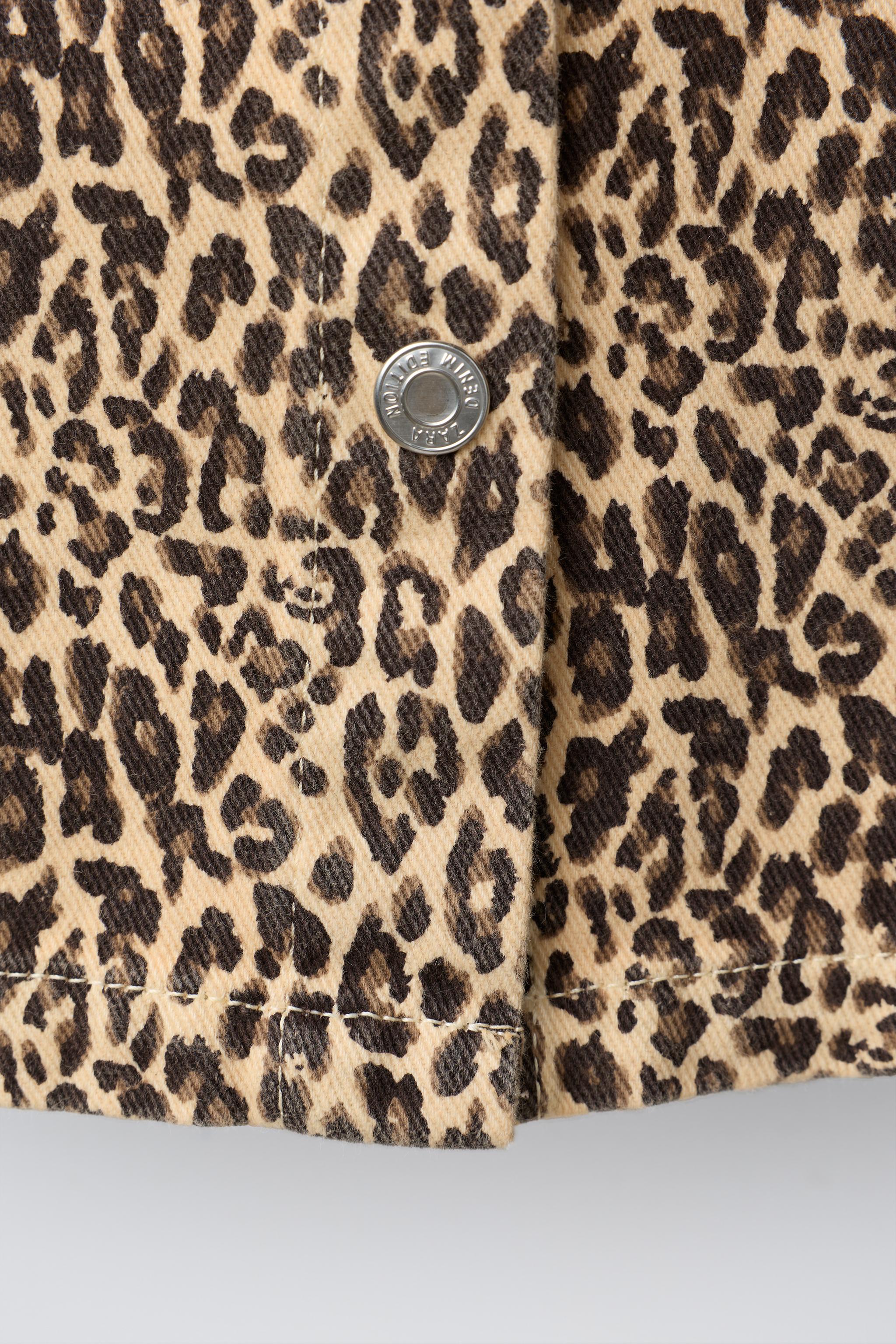 ROBE EN SERGÉ À IMPRIMÉ ANIMALIER