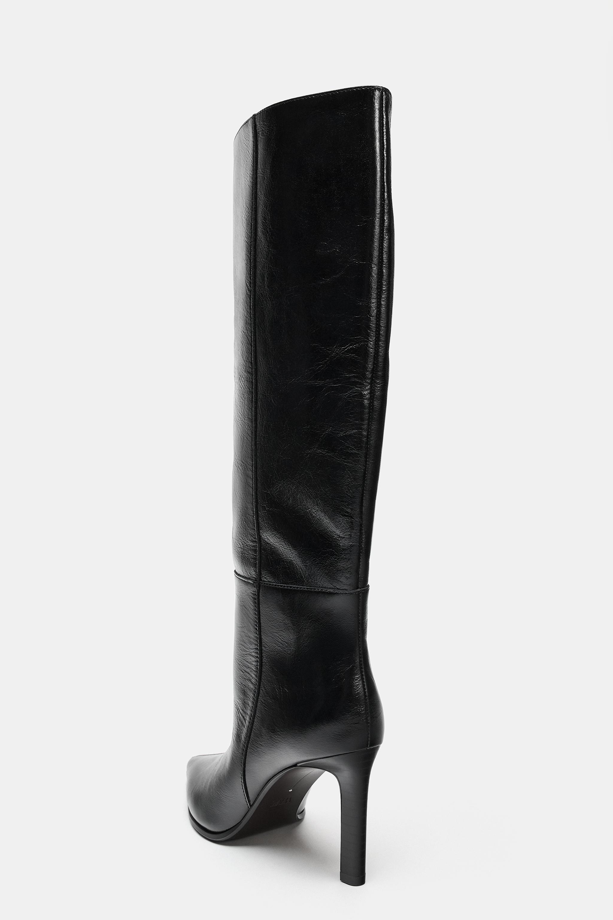 LEATHER HEELED BOOTS