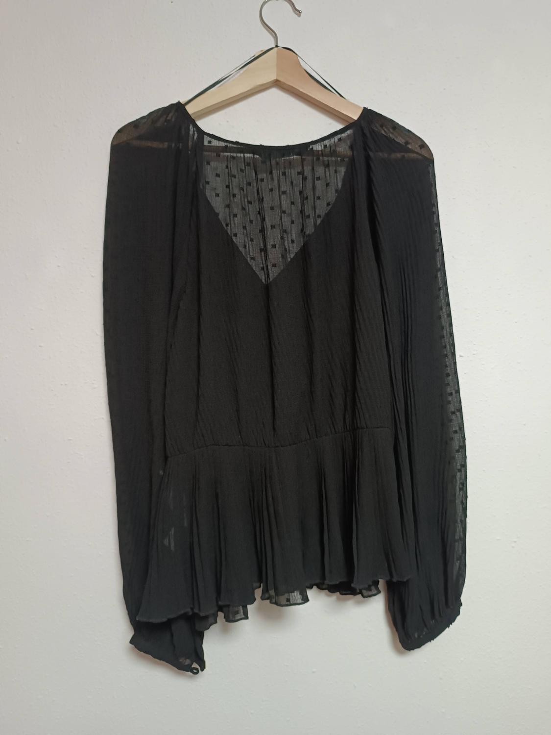 RUFFLED DOTTED MESH BLOUSE - Image 5