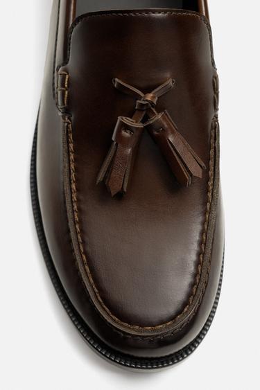 MOCASSINS CHICS À POMPONS - Marron de Zara - Image 4