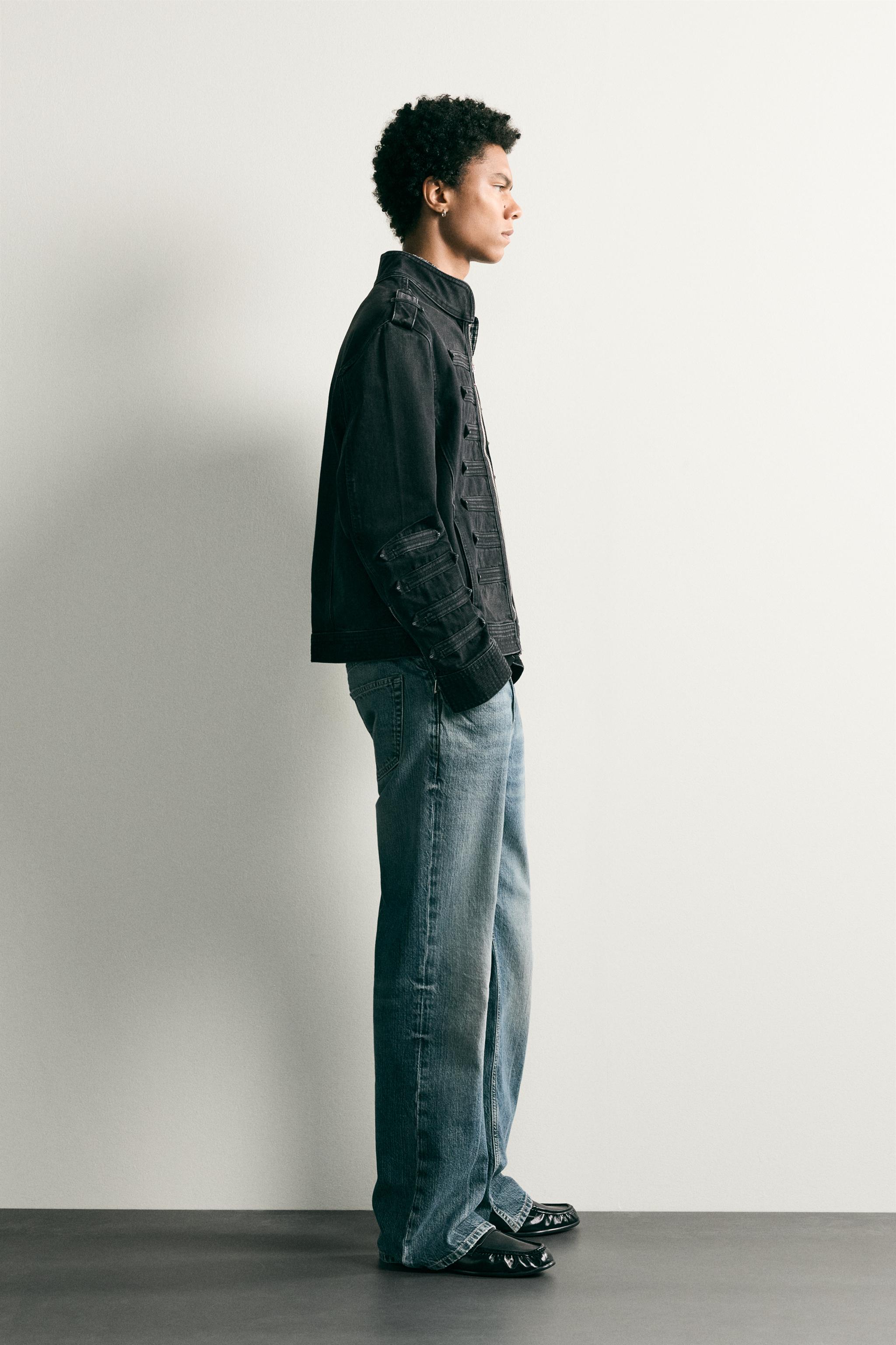 VESTE COURTE À PATTES D'ÉPAULE