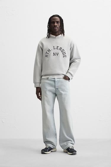 FELPA CON TOPPE E SCRITTA - Grigio mélange di Zara - Immagine 0