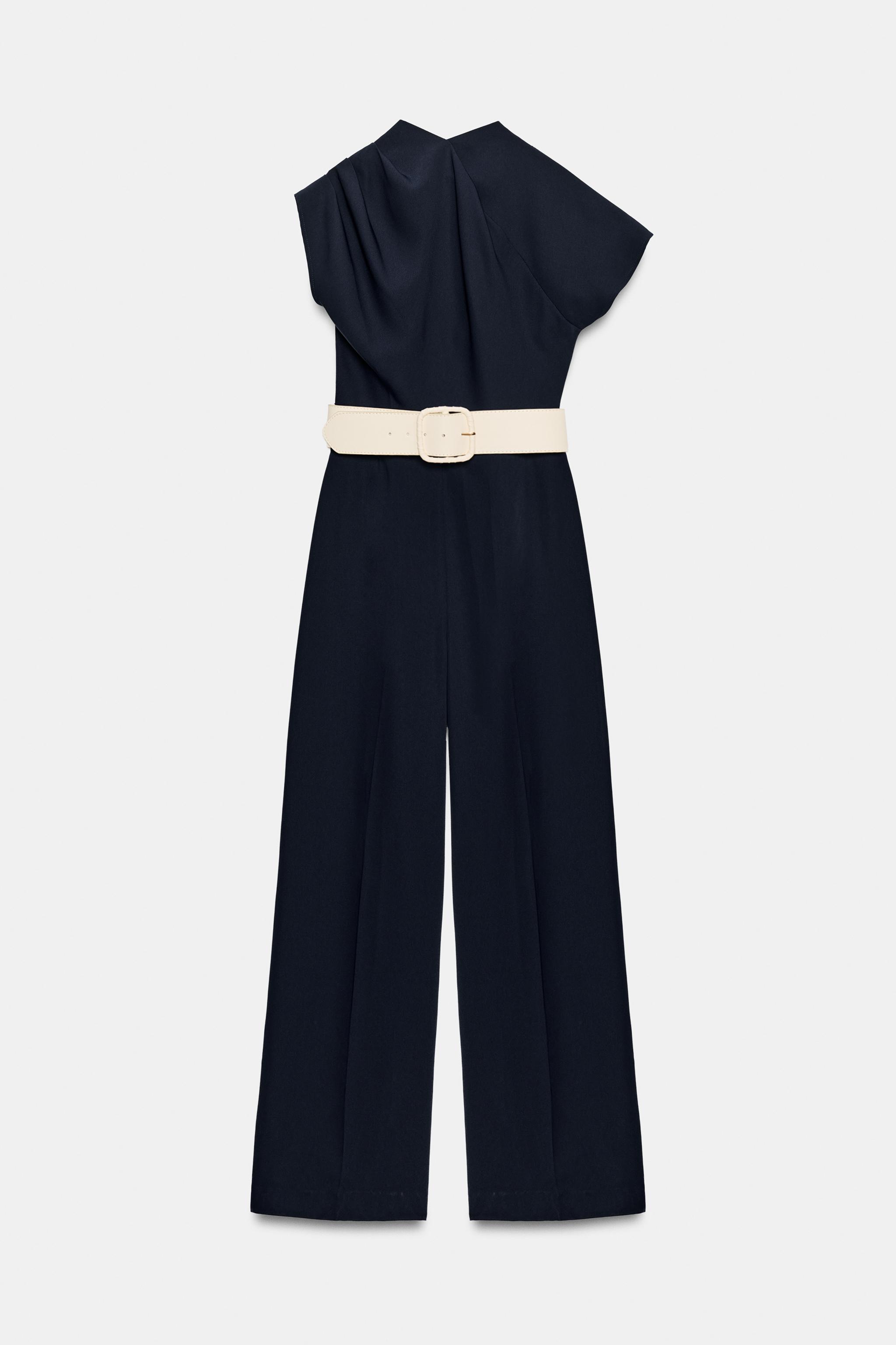 Женские комбинезоны Zara ASYMMETRIC SLEEVE BELTED JUMPSUIT — фото 8
