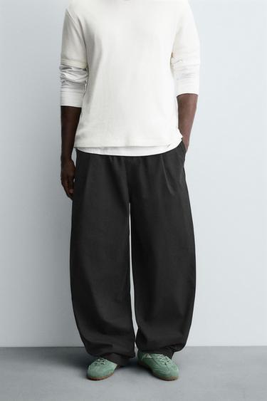 BALLOON FIT PLEATED TROUSERS - Black by Zara