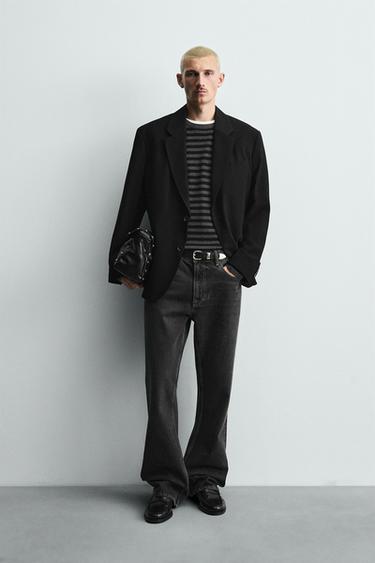 BLAZER سائل بِمَقَاس مُريح - أسود by Zara