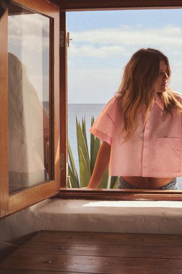 CHEMISE COURTE EN POPELINE - Rose clair de Zara