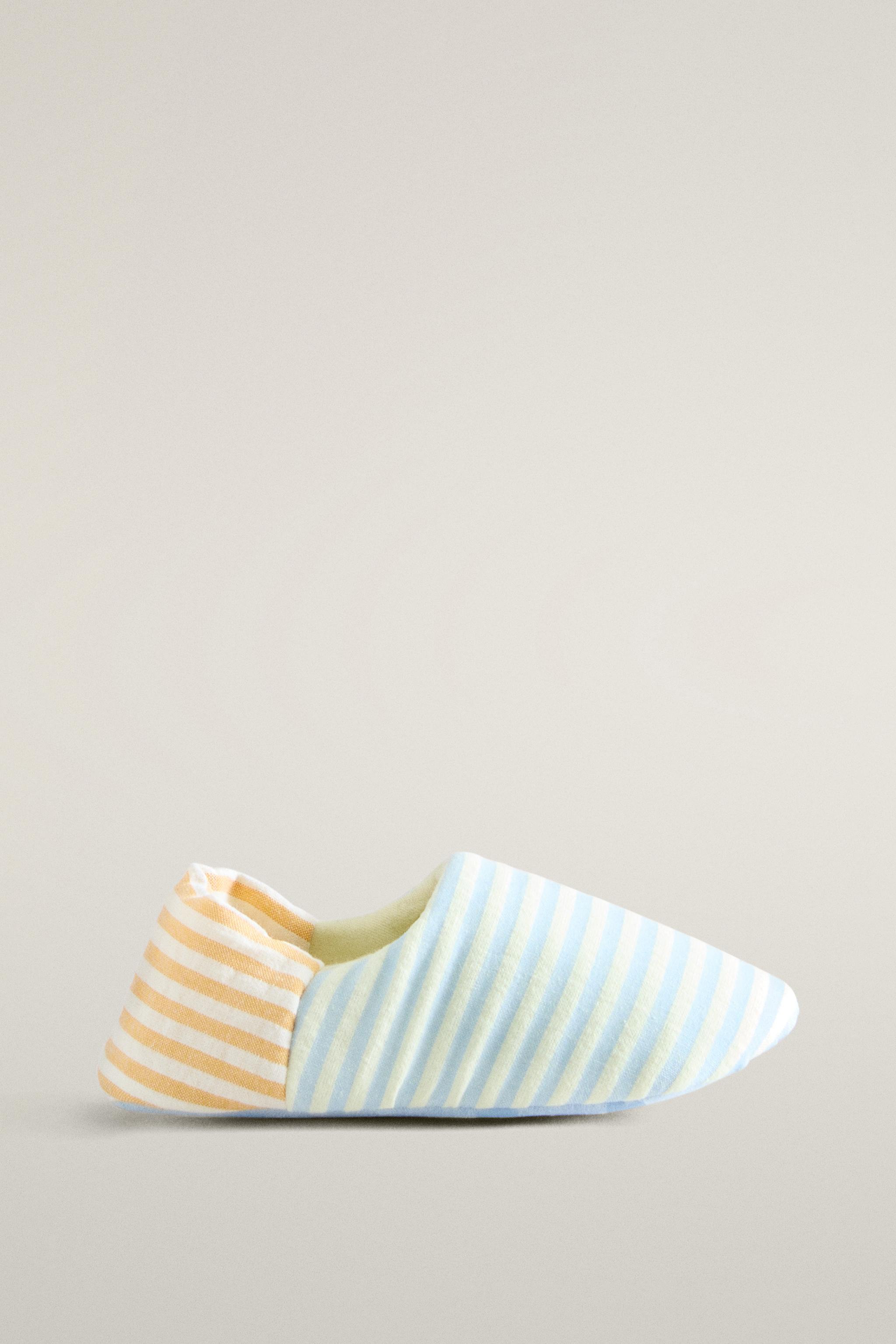 CHAUSSONS ENFANT RAYURES