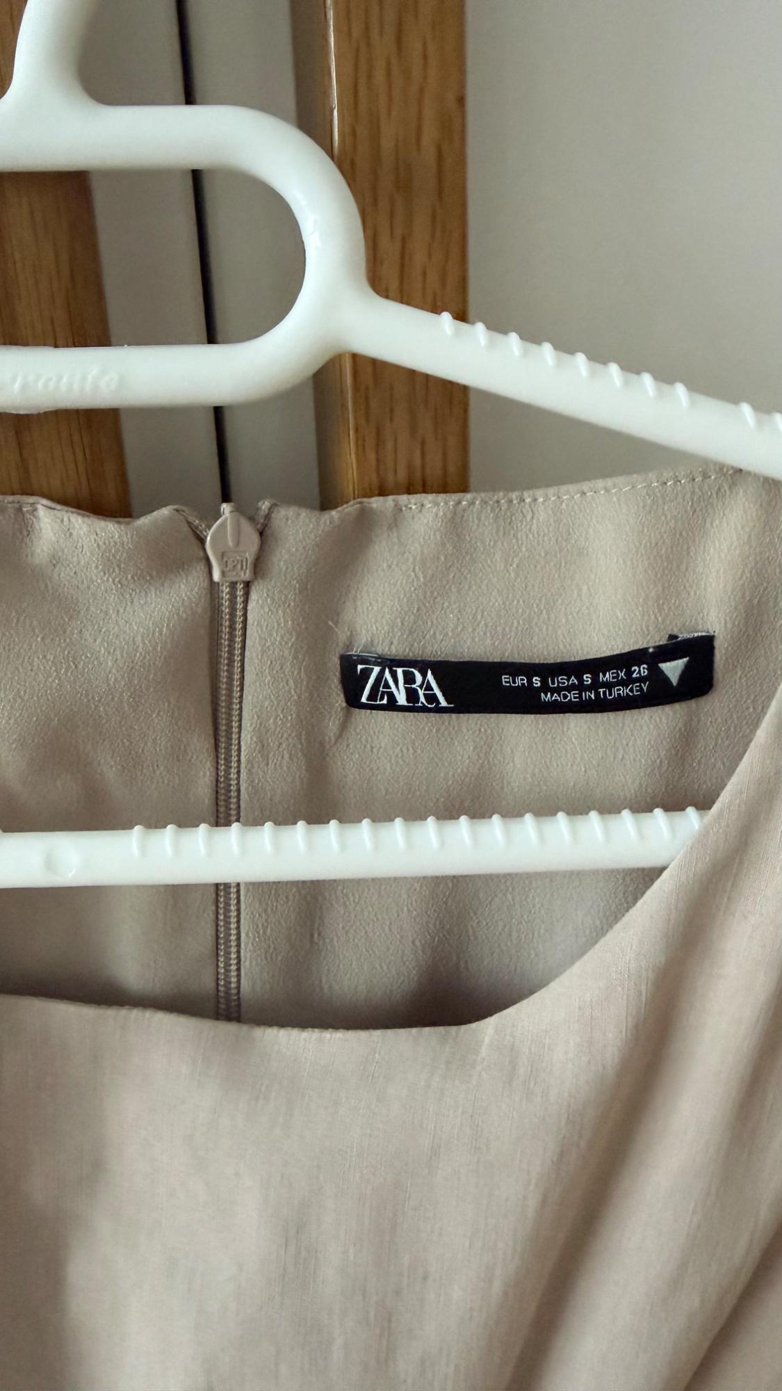 LINEN BLEND DRESS WITH CUT-OUT DETAIL - Image 4