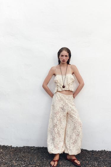 TOP CROP ENCAJE ZW COLLECTION - Beige claro de Zara