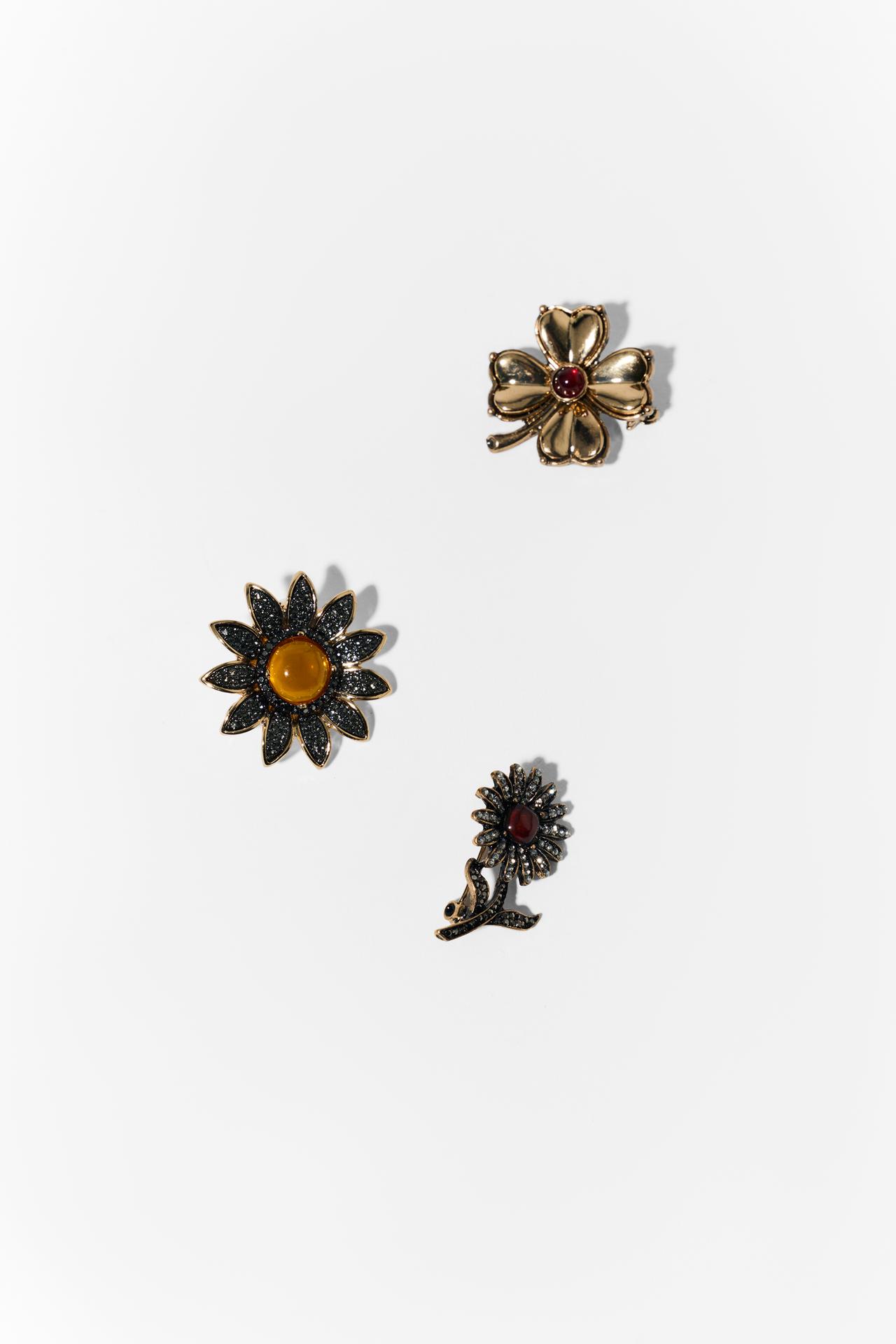 3-PACK FLORAL BROOCHES — Golden