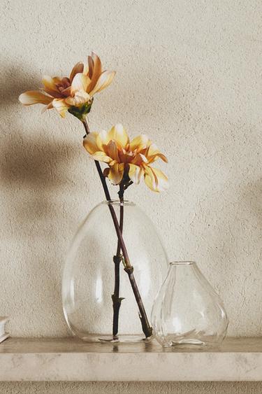 SMALL IRREGULAR GLASS VASE - 990 by Zara - Image 5