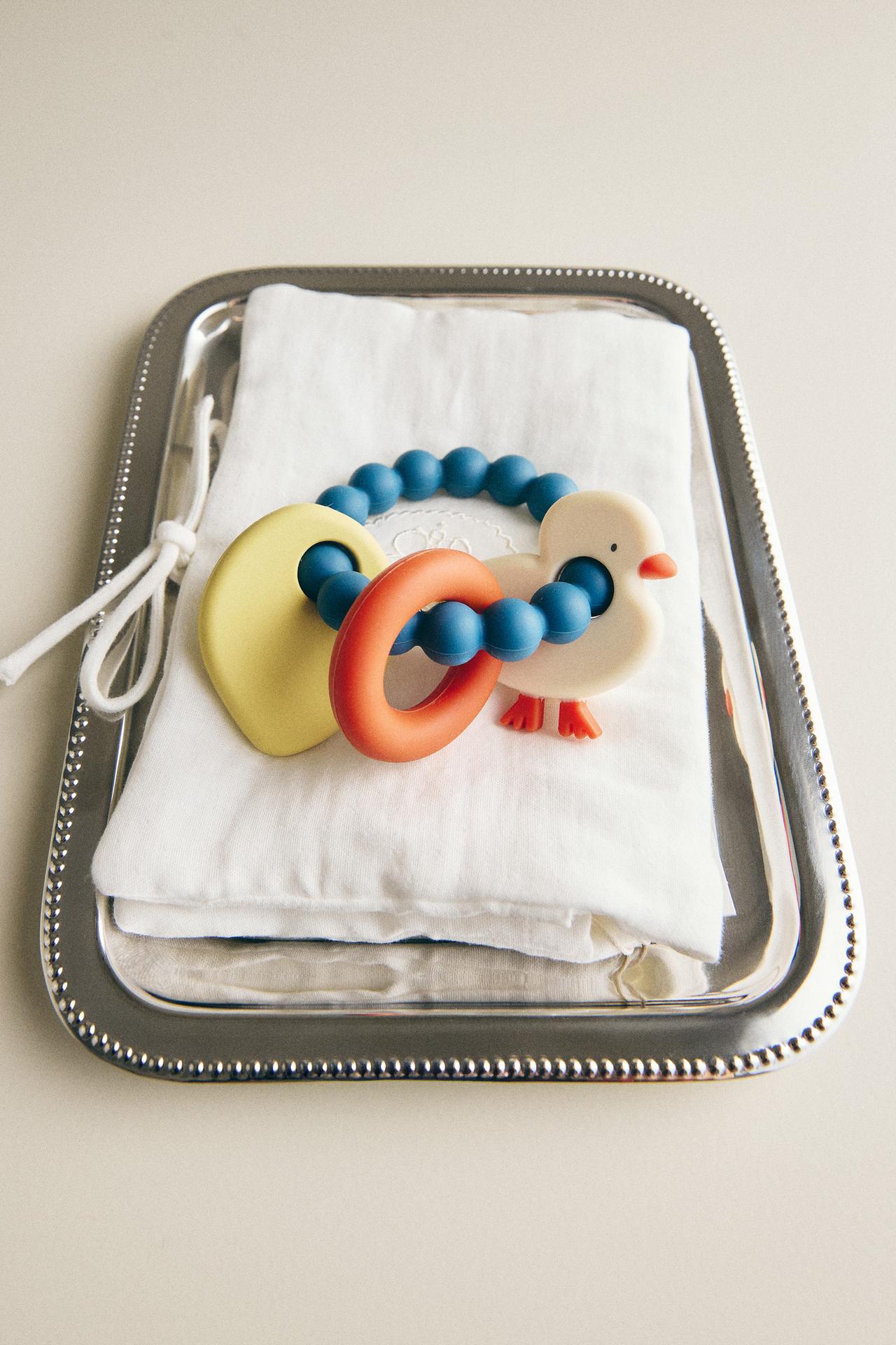 CHILDREN’S SILICONE CHICK TEETHER — Blue