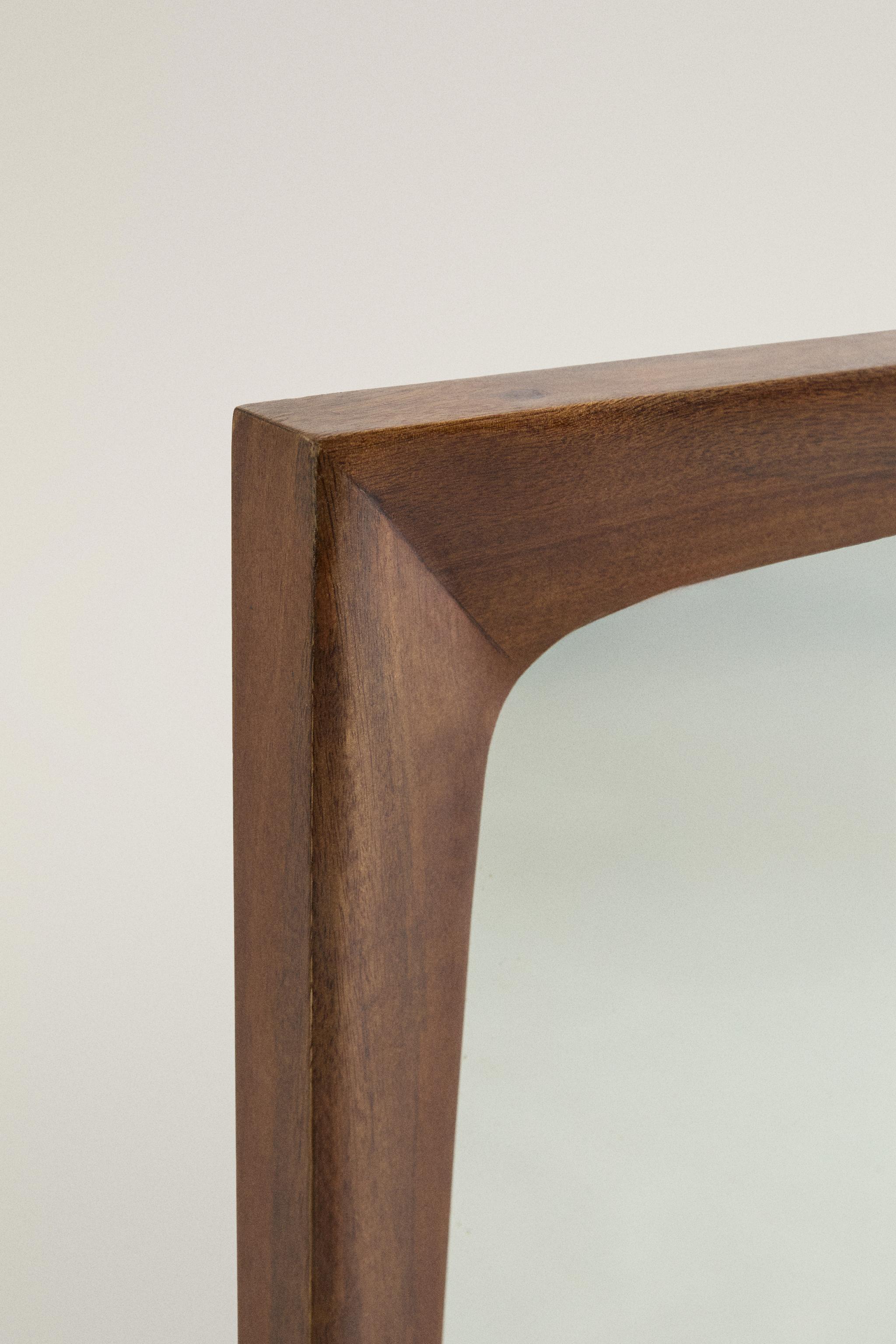 WOODEN BORDER MIRROR
