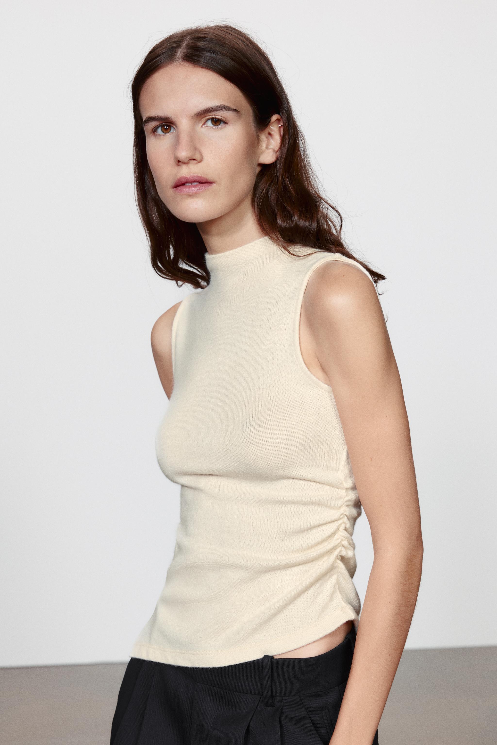 RUCHED MOCK NECK T-SHIRT