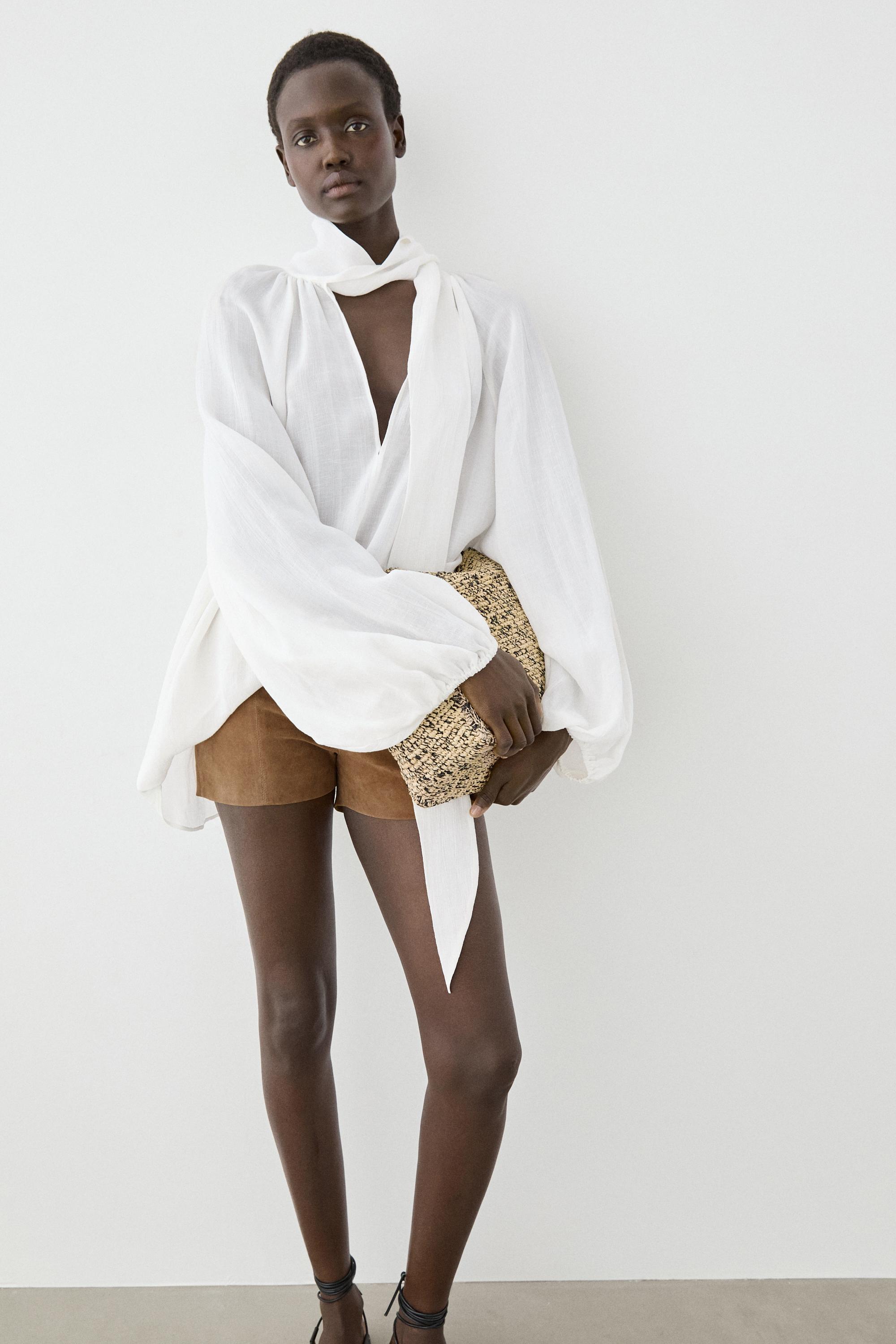 Blouse fluide col en V avec nœud