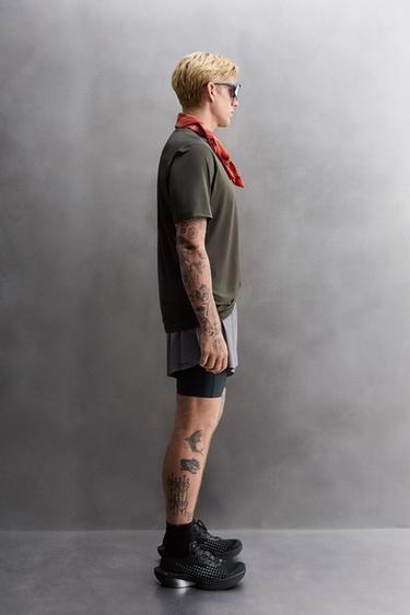 TEXTURED TRAINING T-SHIRT - Grey green by Zara - Image 3