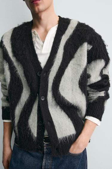BRUSHED JACQUARD CARDIGAN - Black by Zara - Image 4