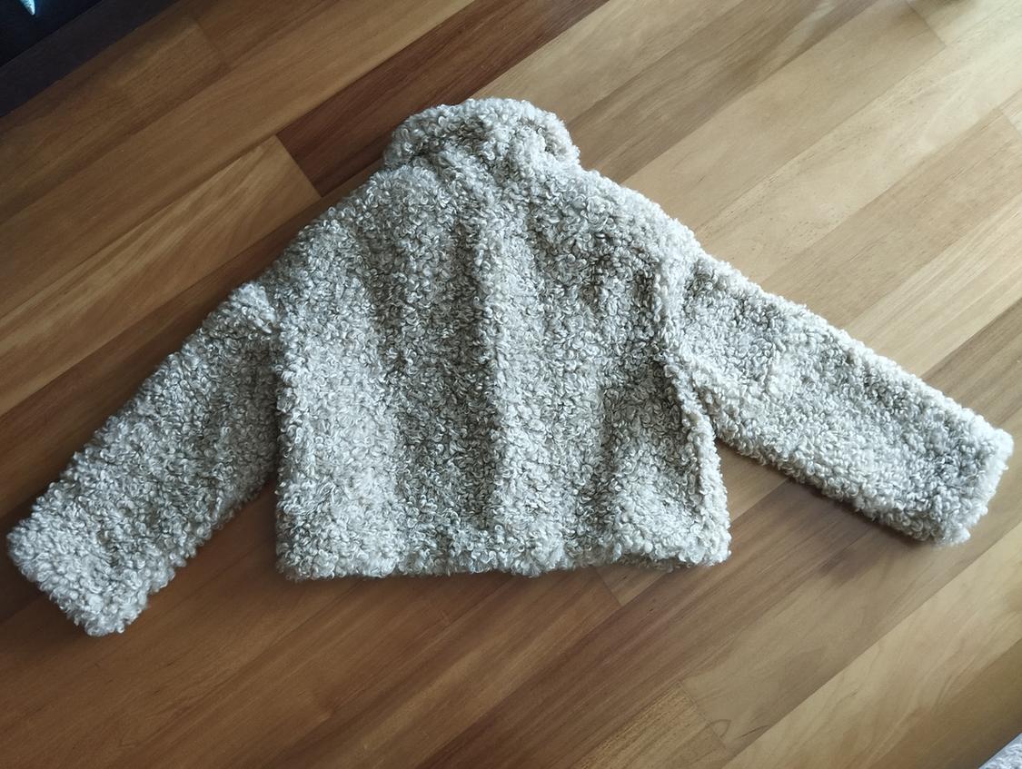 FAUX FUR JACKET WITH FIREMAN CLASP - Image 2