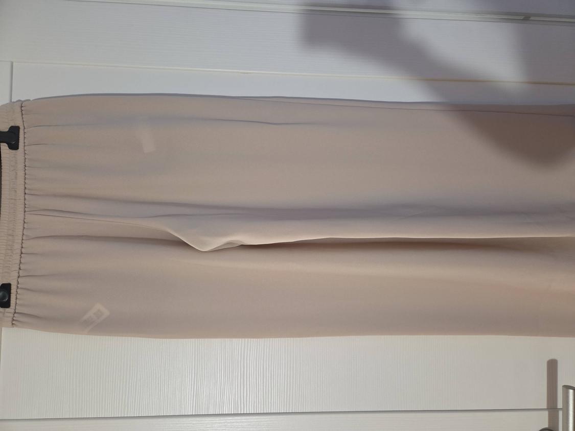 PANTALONI AMPI CON ELASTICO IN VITA E LACCI - Image 4