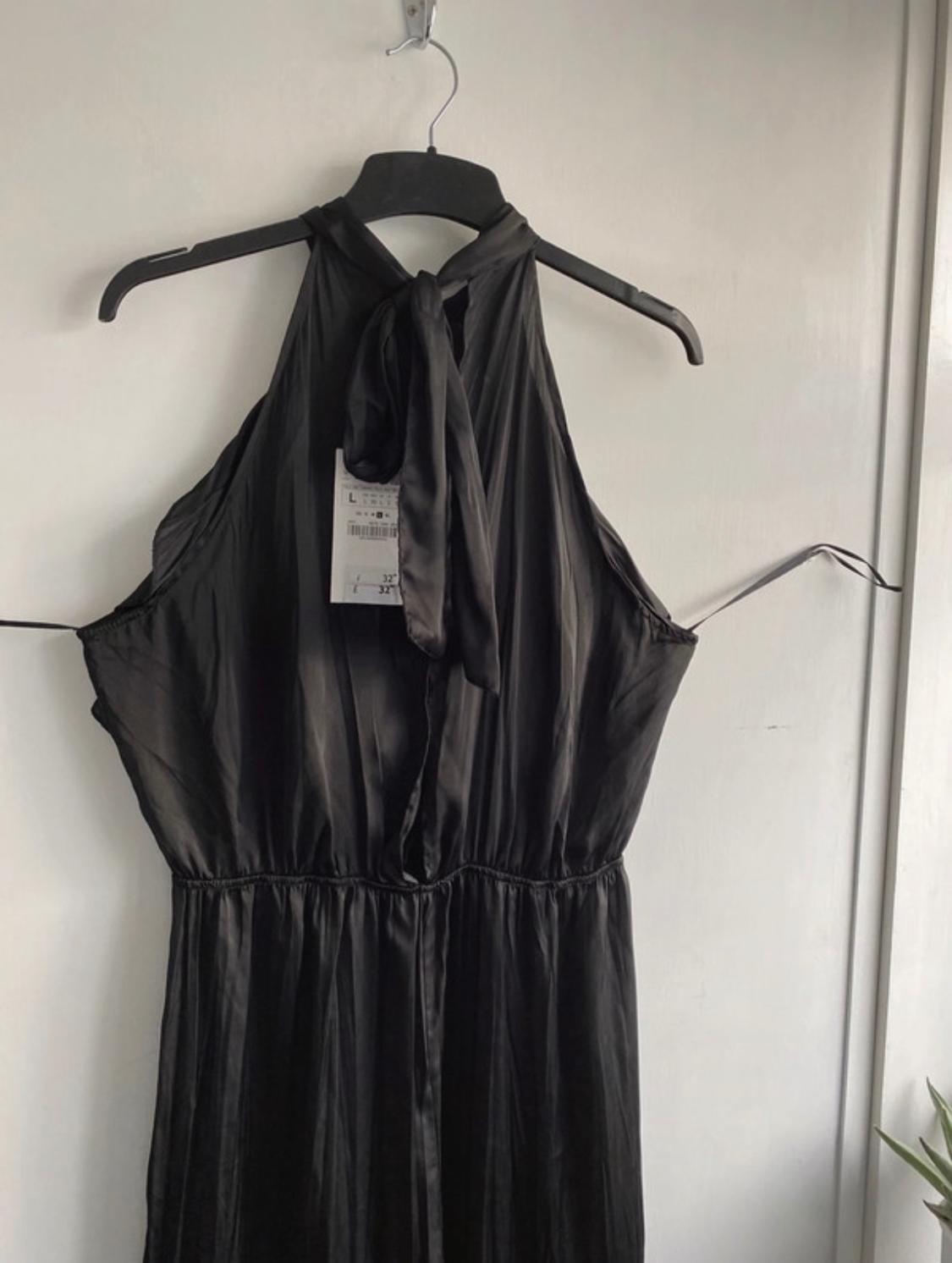 RUFFLED HALTER NECK JUMPSUIT - Image 4
