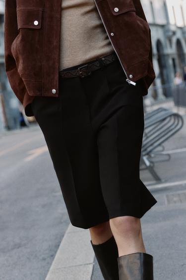 PANTALLONA TË SHKURTRA TË GJATA ME RRIP - E zezë nga Zara