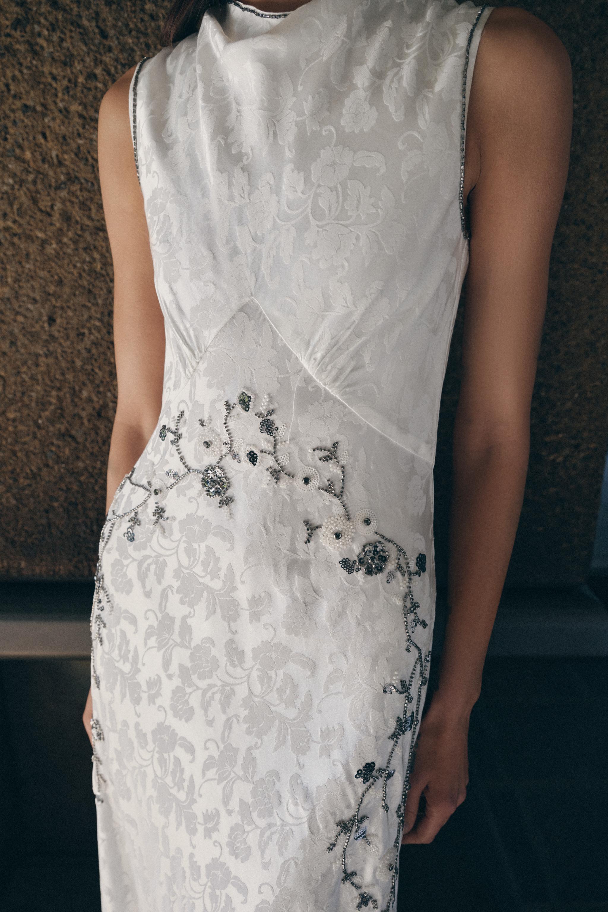 ROBE LONGUE JACQUARD FANTASIE PAILLETTES